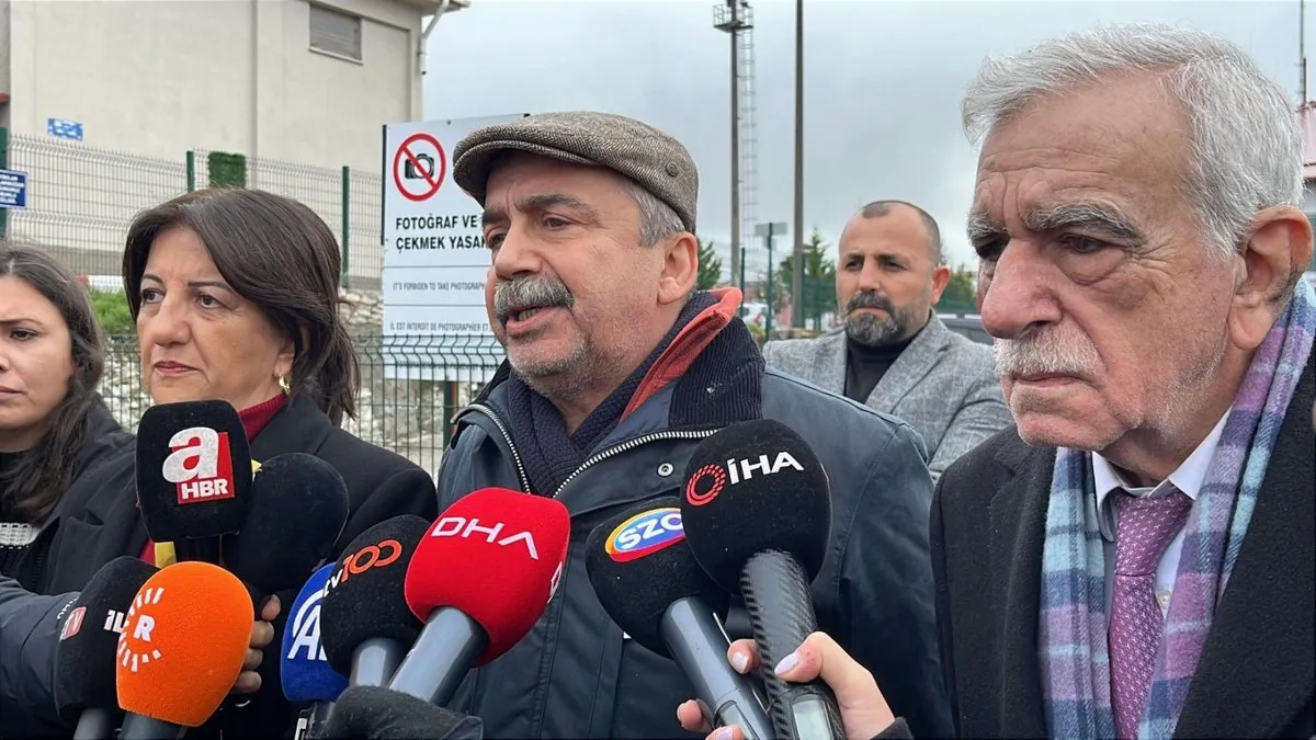 DEM Parti Heyeti Kocaeli’de: Figen Yüksekdağ ve Semra Güzel’e ziyaret